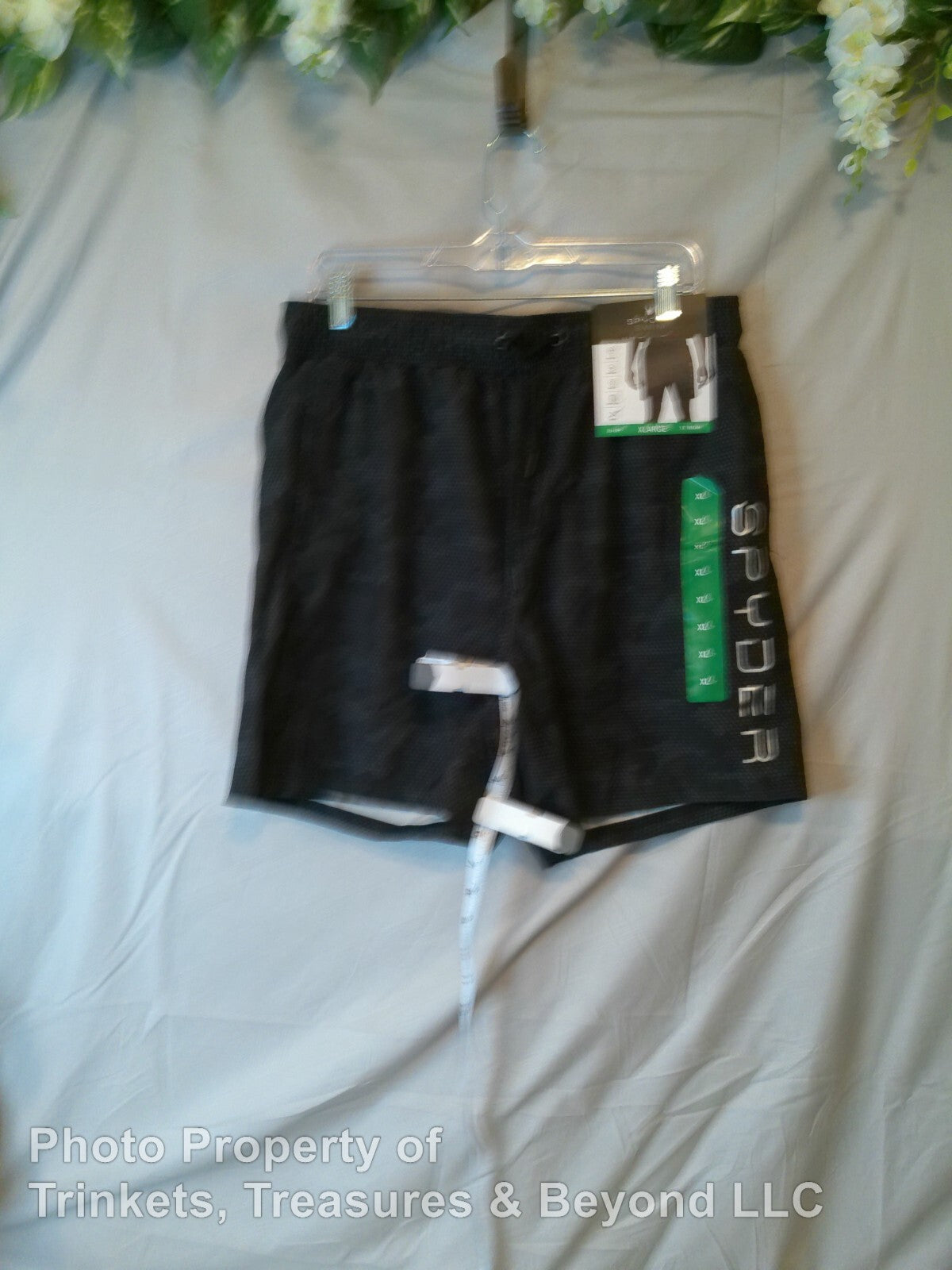 Men's Spyder Swim Trunks Black with Gray Dots Size XL with UV Protecti