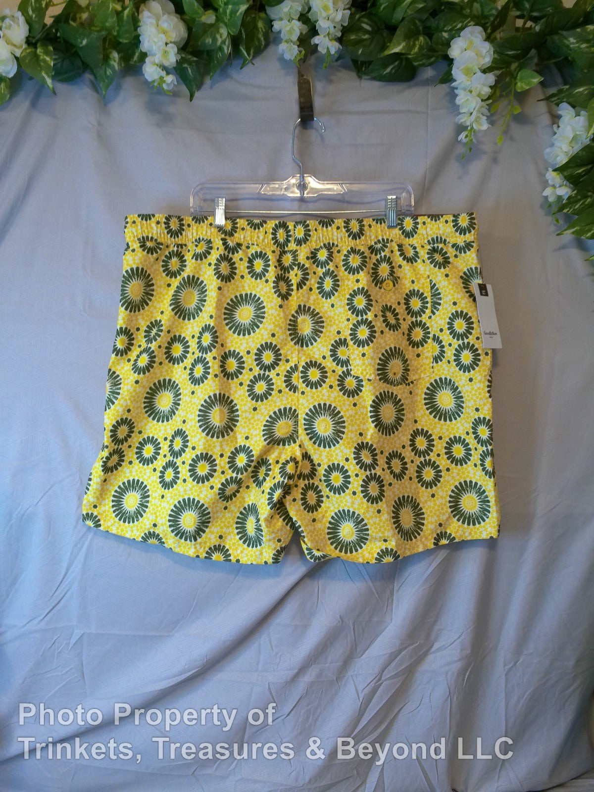 Men's Goodfellow Swim Trunks 7" Inseam 2 Pockets, Yellow & Blue Sun Burst