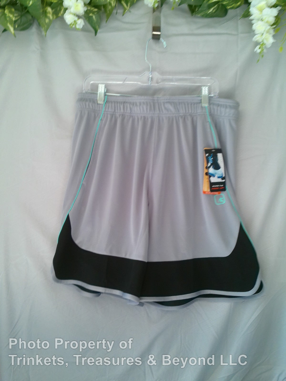 Men's AND1 Basketball Shorts 8" inseam Gray & Black with Teal Trim Size L
