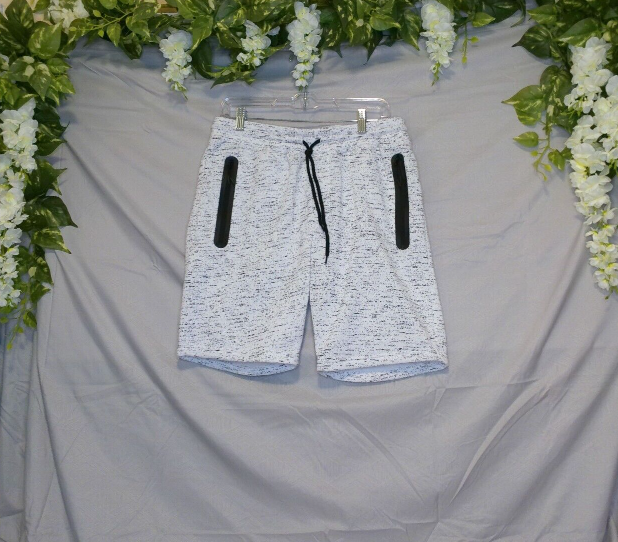 Men's Brooklyn Cloth Drawstring Knit Shorts White and Black Size M