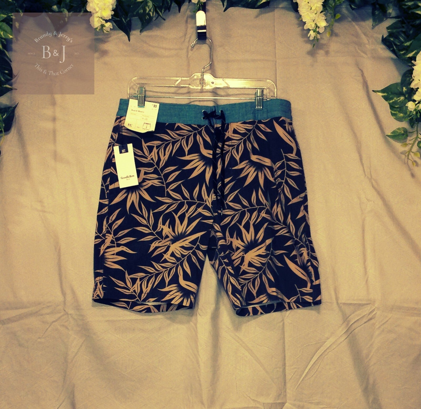 Men's Goodfellow Board Shorts Gray w/ Leaf Pattern UPF 50+ Waist 33