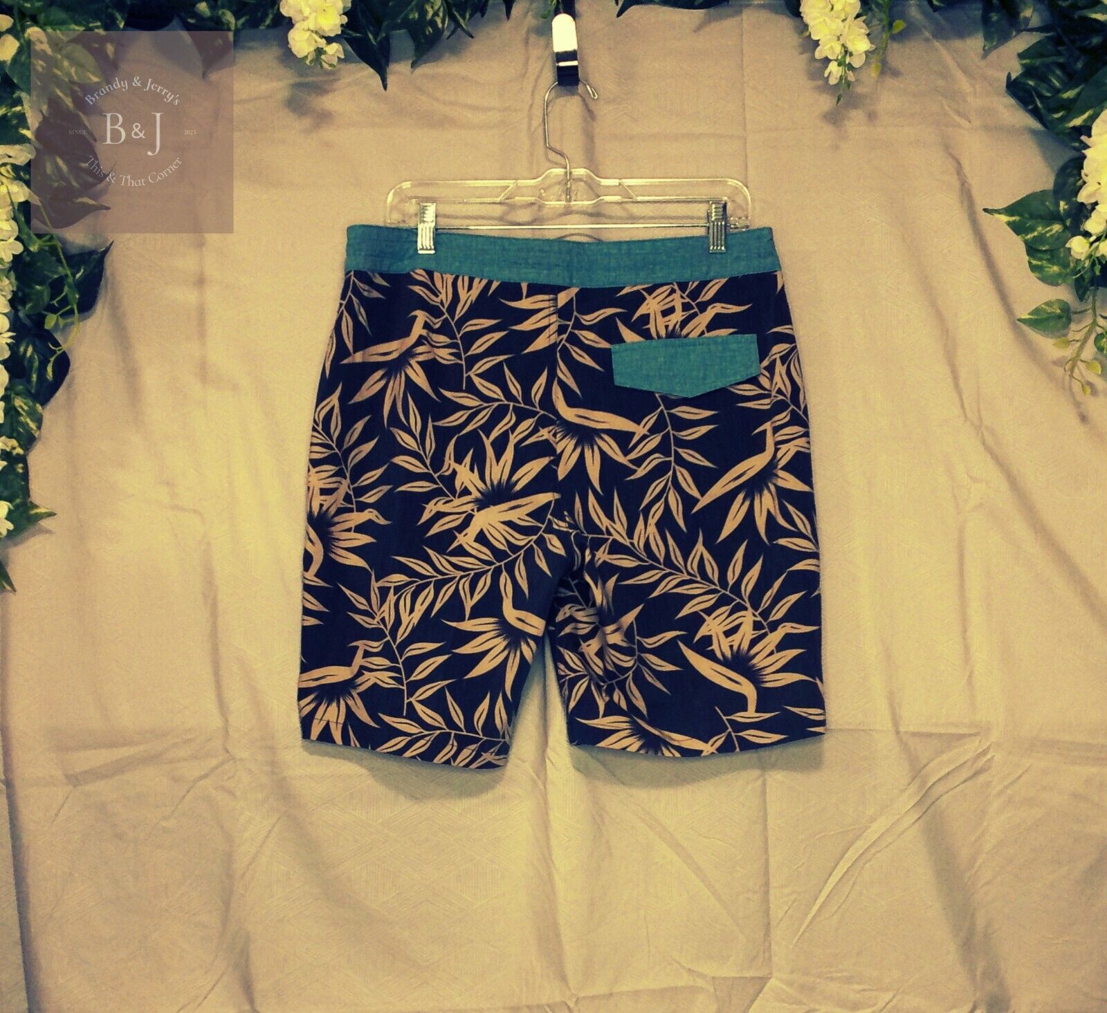 Men's Goodfellow Board Shorts Gray w/ Leaf Pattern UPF 50+ Waist 33